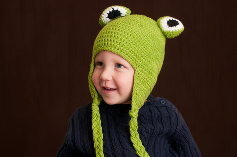 Green knit children's frog hat